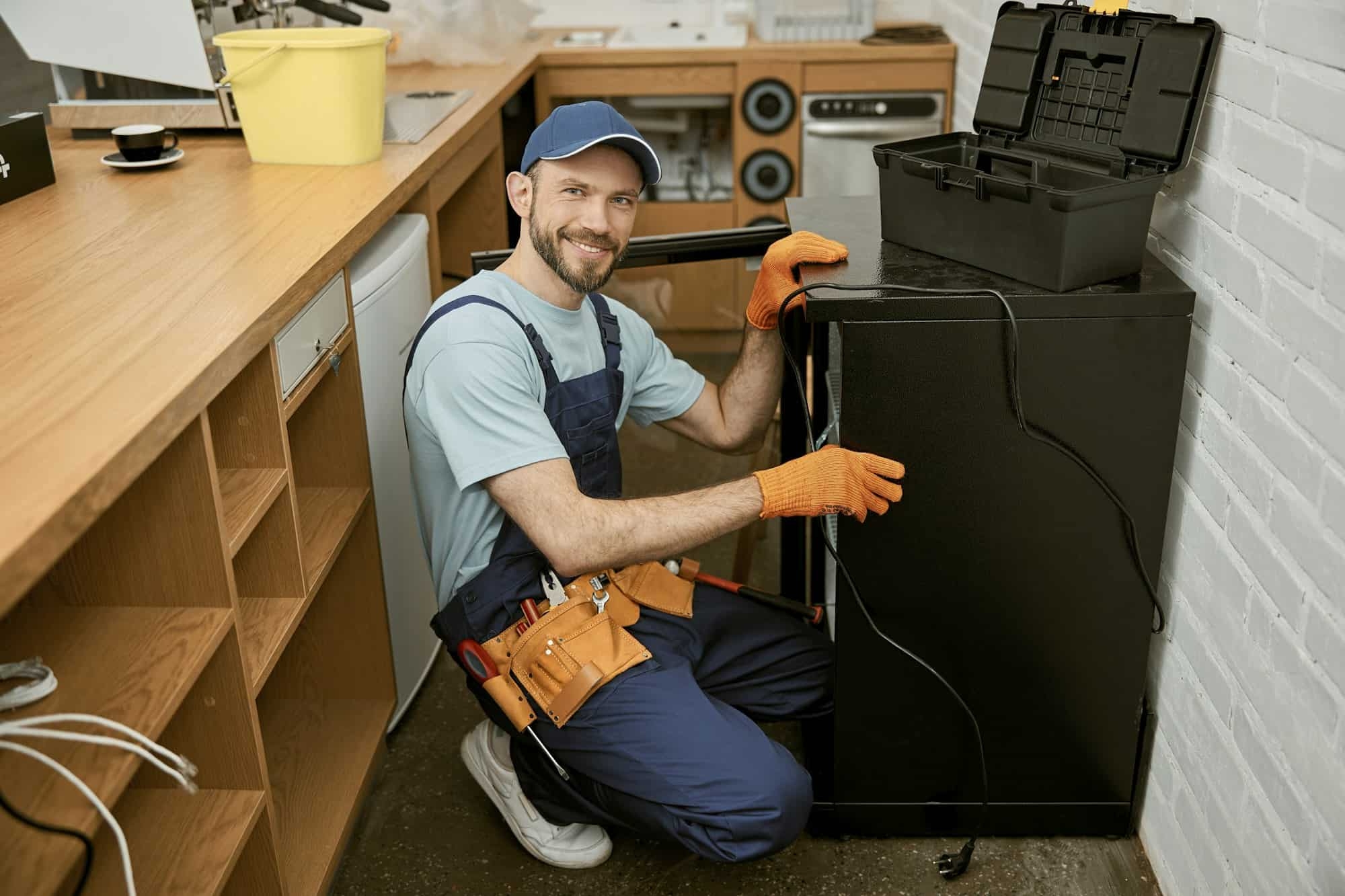 تعمیرکار لوازم خانگی